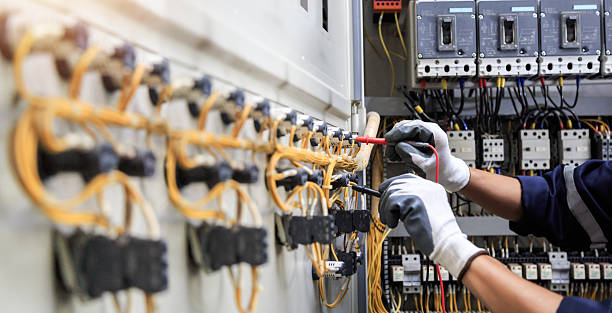 Professional Electrician technician working in Orem, UT